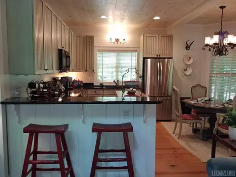 110 Eagle Ridge Rd, Sapphire, NC 28774 photo 8