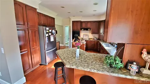 3708 Pinecreek Rd, Cullowhee, NC 28723 photo 7
