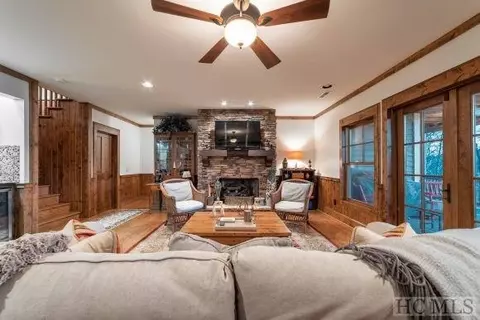 92 Hillside Path, Cullowhee, NC 28723 photo 6