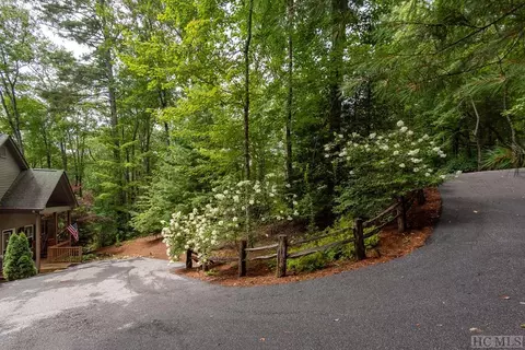 151 Rhododendron Ct, Sapphire, NC 28774 photo 34