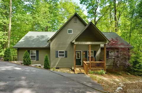 151 Rhododendron Ct, Sapphire, NC 28774 photo 2