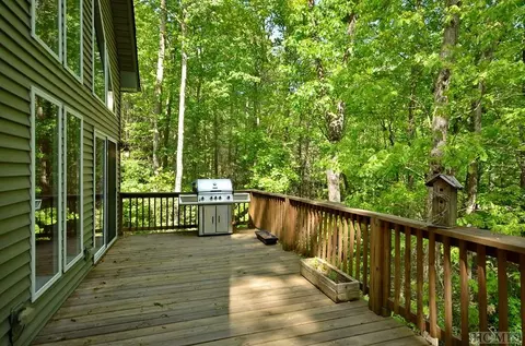 151 Rhododendron Ct, Sapphire, NC 28774 photo 18
