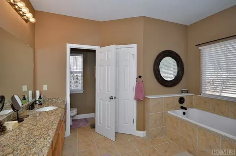 151 Rhododendron Ct, Sapphire, NC 28774 photo 22