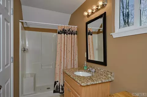 151 Rhododendron Ct, Sapphire, NC 28774 photo 29