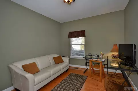 151 Rhododendron Ct, Sapphire, NC 28774 photo 26