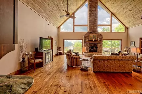 310 Eagle Ridge Rd, Sapphire, NC 28774 photo 14