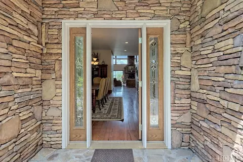 310 Eagle Ridge Rd, Sapphire, NC 28774 photo 4