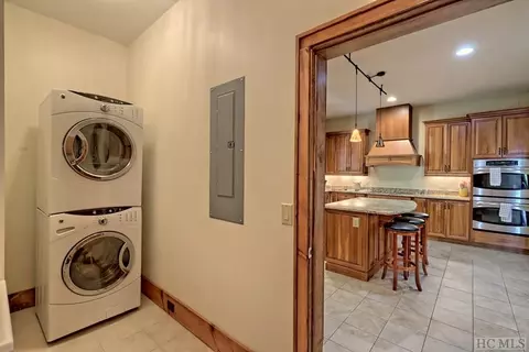 310 Eagle Ridge Rd, Sapphire, NC 28774 photo 13