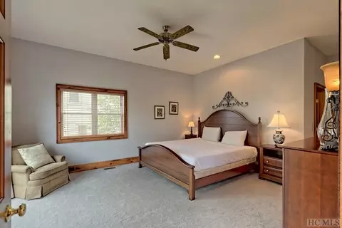 310 Eagle Ridge Rd, Sapphire, NC 28774 photo 23
