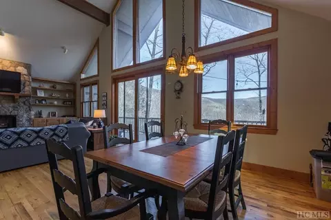 54 Bald Eagle Ct, Sapphire, NC 28774 photo 3