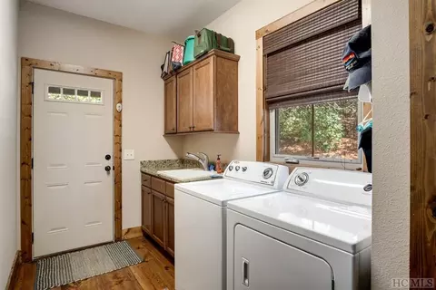 136 Hogback Ct, Sapphire, NC 28774 photo 10