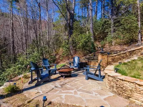 136 Hogback Ct, Sapphire, NC 28774 photo 32