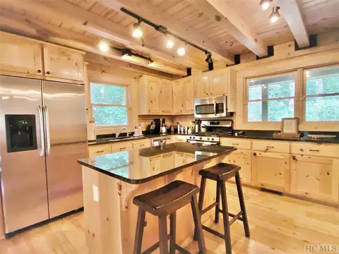 42 Pine Frst, Sapphire, NC 28774 photo 3