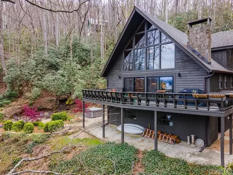 71 Leaf Gazer Ln, Cullowhee, NC 28723 photo 1