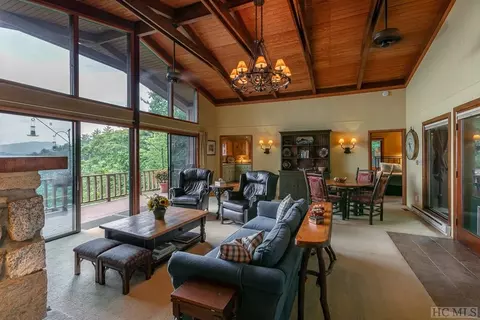 146 Bear Log Rd, Cashiers, NC 28717 photo 11