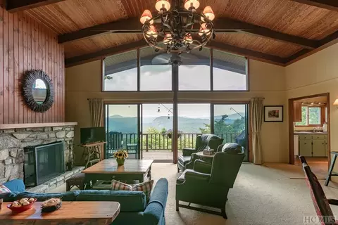 146 Bear Log Rd, Cashiers, NC 28717 photo 6