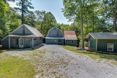 2684 Norton Rd, Cashiers, NC 28717