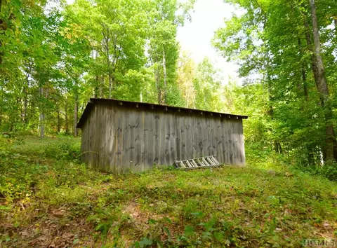 Off Jack Wilcox, Highlands, NC 28741 photo 7