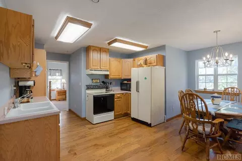 85 Tweeter Hl, Cullowhee, NC 28723 photo 15