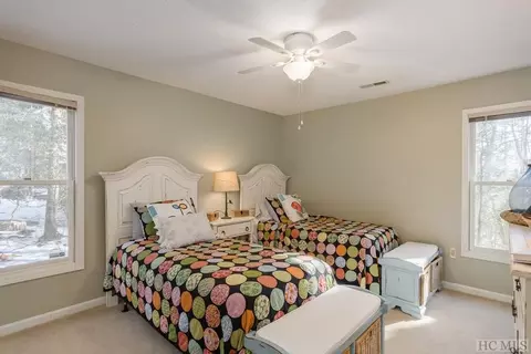 35 S Horseshoe Dr, Sapphire, NC 28774 photo 27