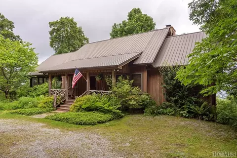 358 Chips Ln, Cullowhee, NC 28723 photo 2