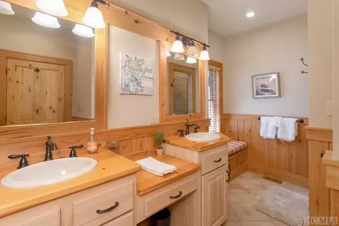358 Chips Ln, Cullowhee, NC 28723 photo 36