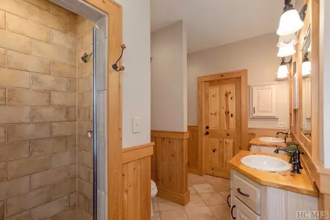 358 Chips Ln, Cullowhee, NC 28723 photo 37