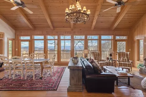 358 Chips Ln, Cullowhee, NC 28723 photo 6