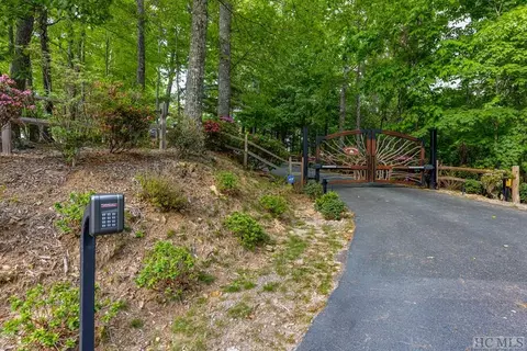 182 Lambs Way, Cullowhee, NC 28723 photo 6