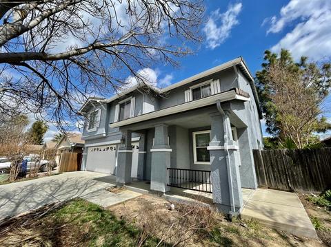 532 Red Robin Dr, Patterson, CA 95363 photo 2