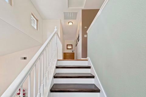 17 Primrose Ct, Tracy, CA 95376 photo 9