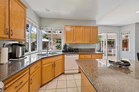 17 Primrose Ct, Tracy, CA 95376 photo 5