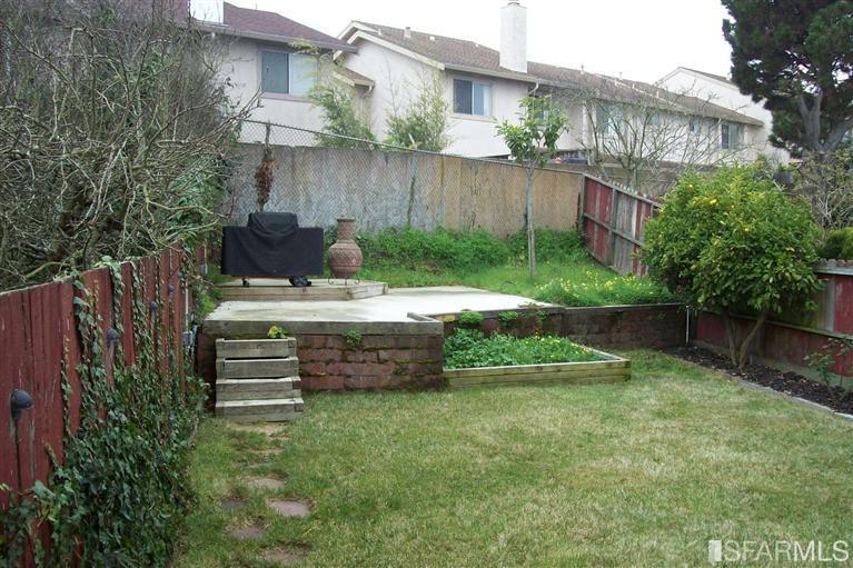 83 Bridgeview, San Francisco, CA 94124 photo 14