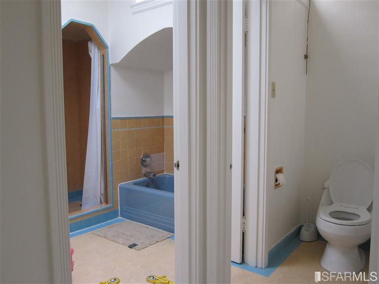 2260 Cayuga, San Francisco, CA 94112 photo 5
