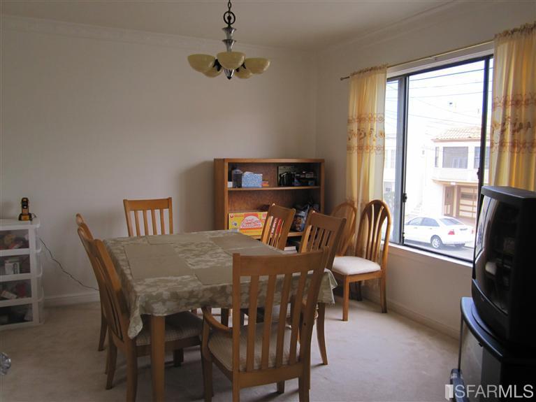 2260 Cayuga, San Francisco, CA 94112 photo 3