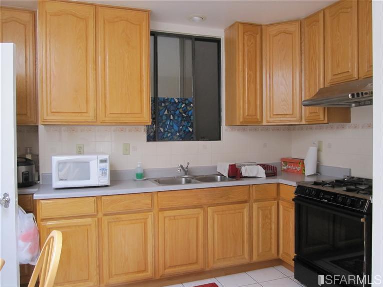 2260 Cayuga, San Francisco, CA 94112 photo 4