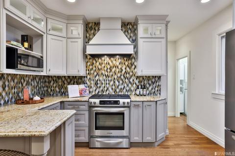 3130 Baker St, San Francisco, CA 94123 photo 9