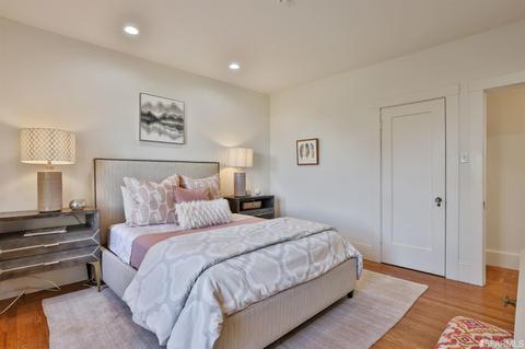 3130 Baker St, San Francisco, CA 94123 photo 17