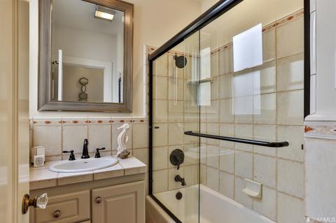 3130 Baker St, San Francisco, CA 94123 photo 19