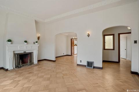 83 Lyell St, San Francisco, CA 94112 photo 4