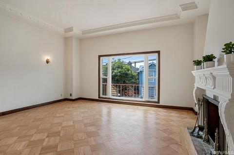 83 Lyell St, San Francisco, CA 94112 photo 3