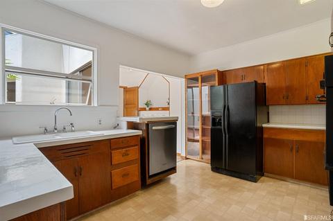 83 Lyell St, San Francisco, CA 94112 photo 9