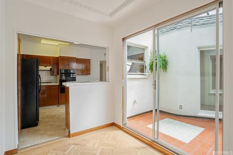83 Lyell St, San Francisco, CA 94112 photo 10