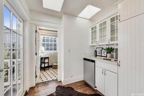 1107 Diamond St, San Francisco, CA 94114 photo 13
