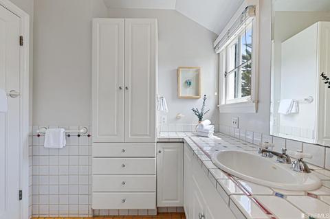 32 Mesa Ave, San Francisco, CA 94116 photo 69