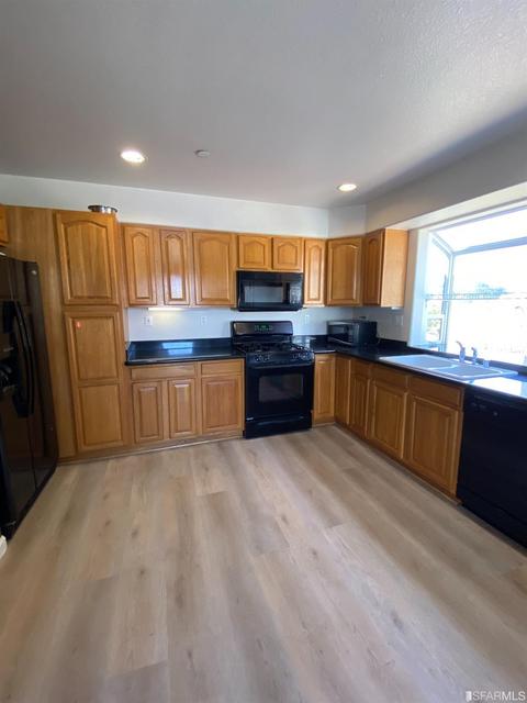 317 Hoffman Ct, Colma, CA 94014 photo 1