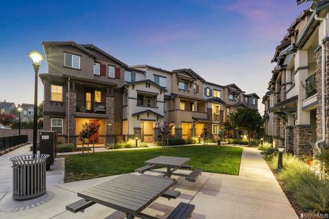 109 Sunswept Ct, Hayward, CA 94544