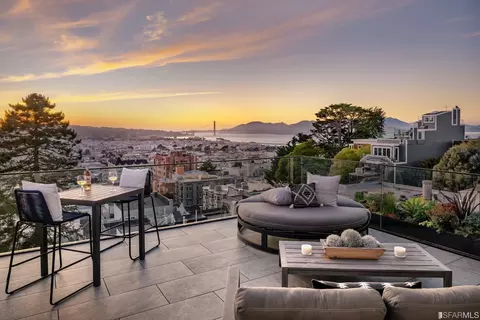 2445 Larkin St, San Francisco, CA 94109