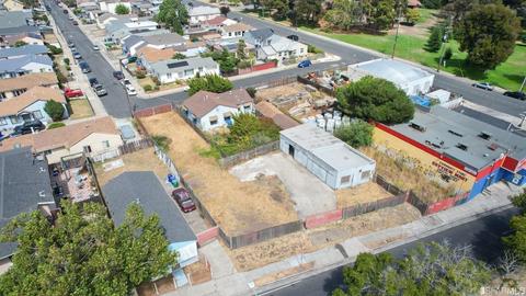 982 Carlson Blvd, Richmond, CA 94804