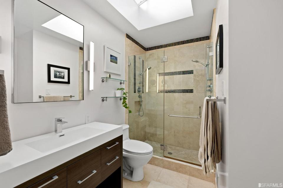  38 Bonview St, San Francisco, CA 94110 photo 14
